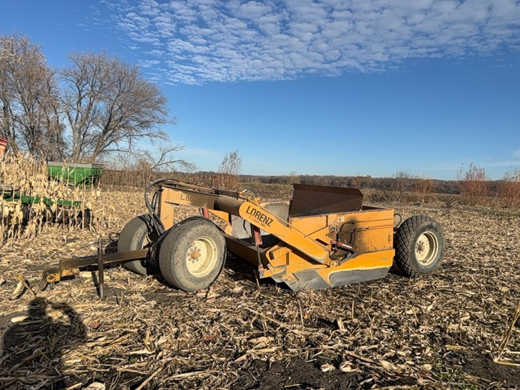 lorenz-l8600-10-yard-dirt-scraper-image-1