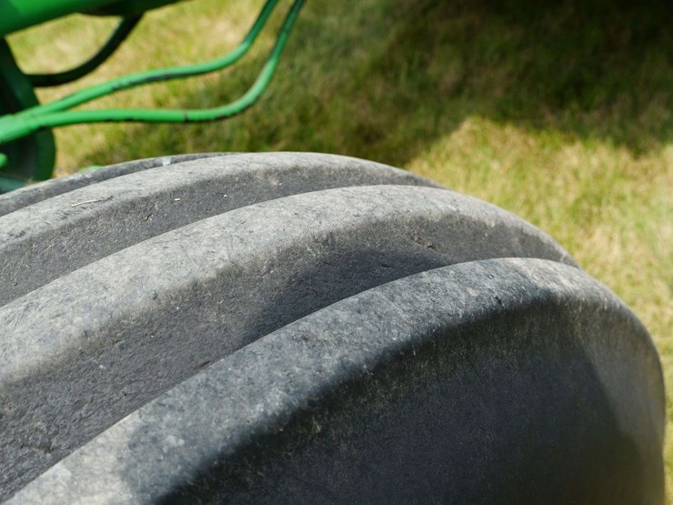 1994-john-deere-7200-image-36