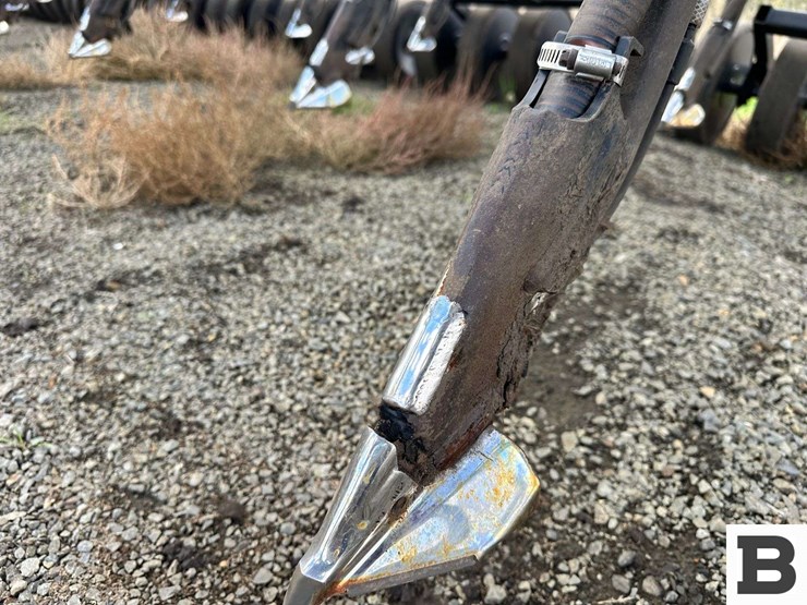 john-deere-1830-image-41