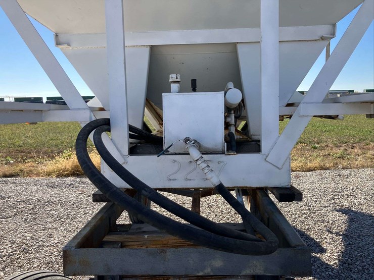 simonsen-fertilizer-tender-dual-bin-hopper---no-chassis-image-13