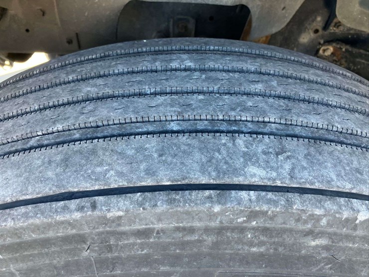 1994-international-9400-image-17