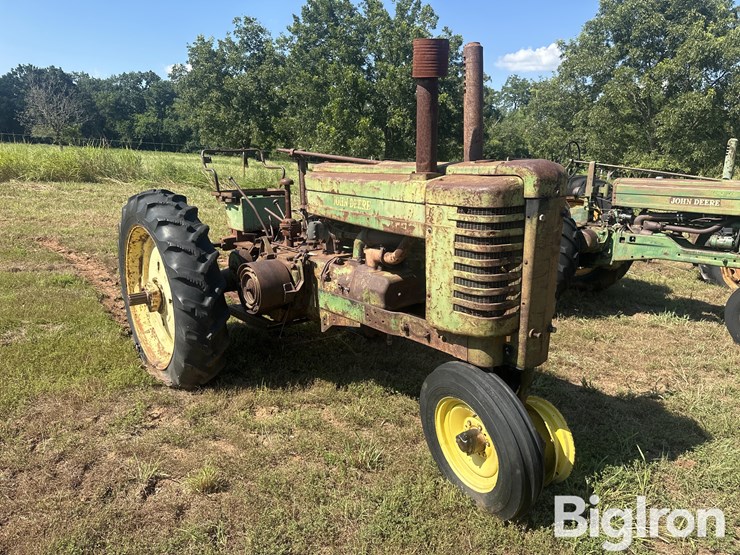 1951-john-deere-g-image-1