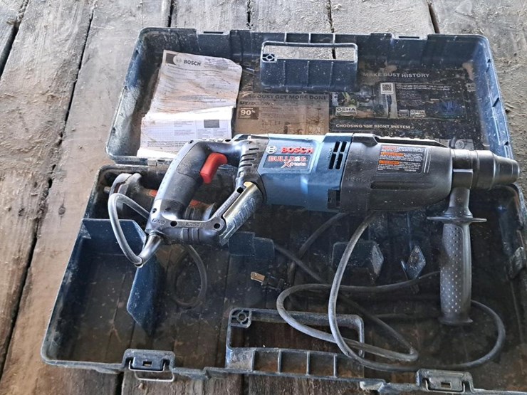 #105-•-bosch-electric-hammer-drill-image-7