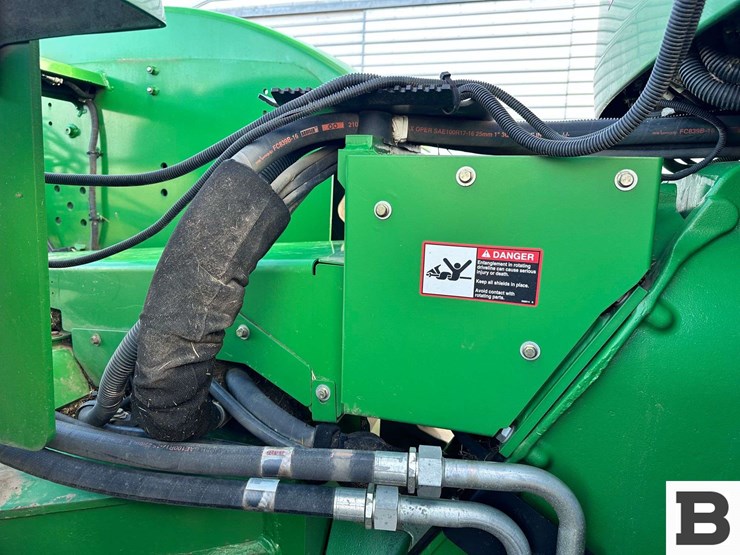 2014-john-deere-9460r-image-57