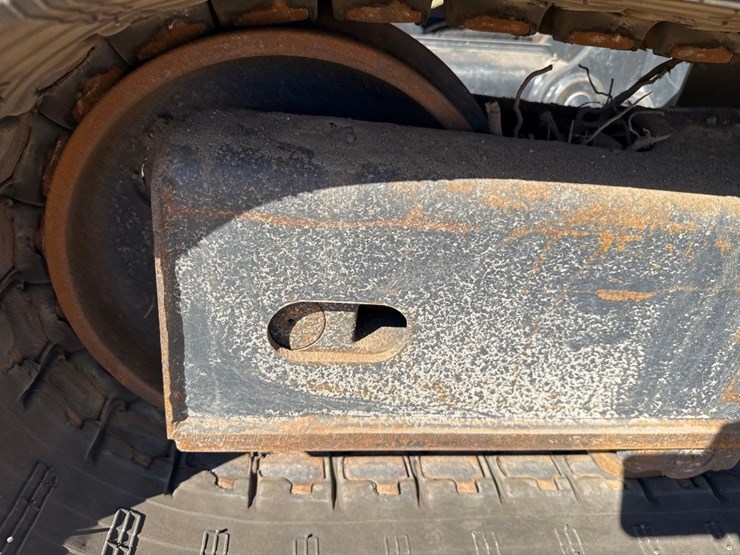 2024-bobcat-e88-image-12