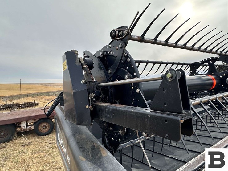 2010-mac-don-d50-image-24