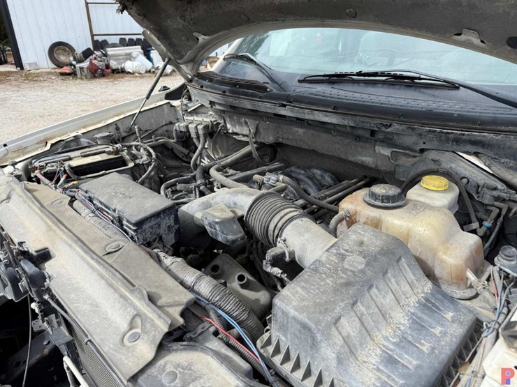 2014-ford-f150-xlt-image-18