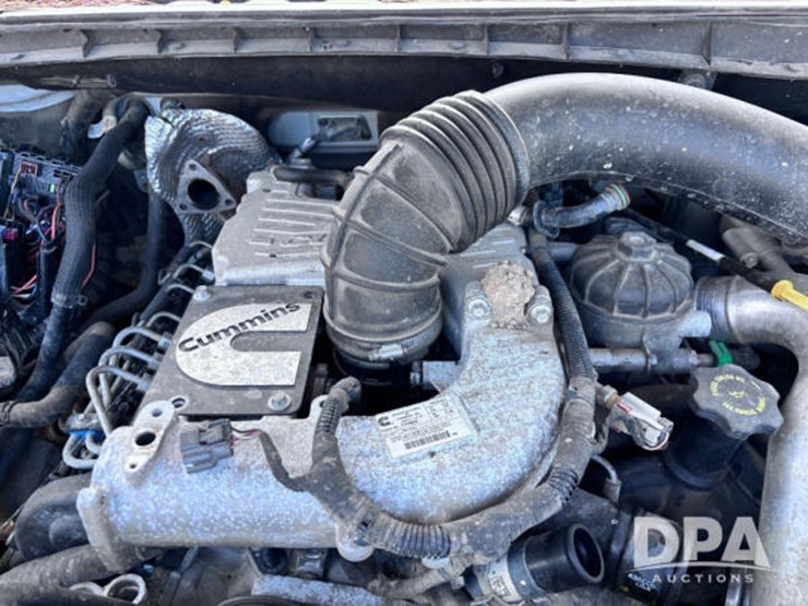 2018-nissan-titan-image-16