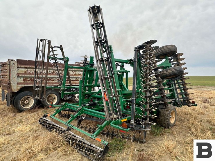 great-plains-2400tm-image-6