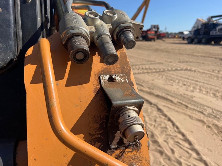 case-tv370b-image-11