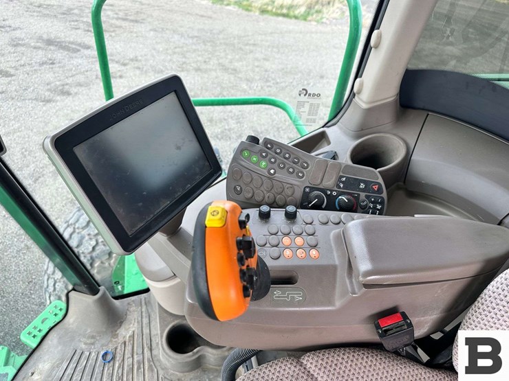 john-deere-w235r-image-83