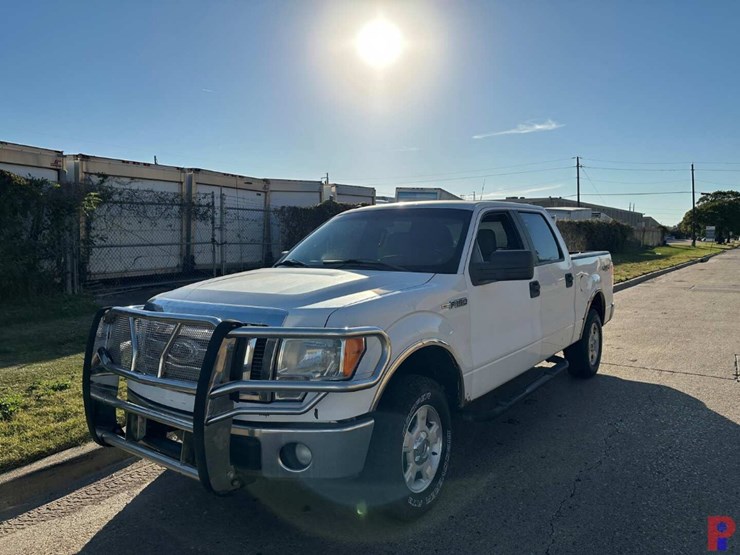 2012-ford-f150-xlt-image-2