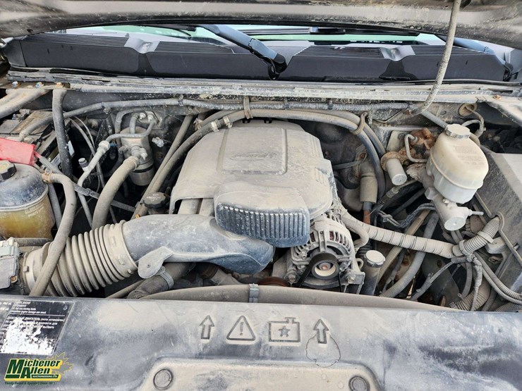 2012-chevrolet-silverado-2500hd-image-17