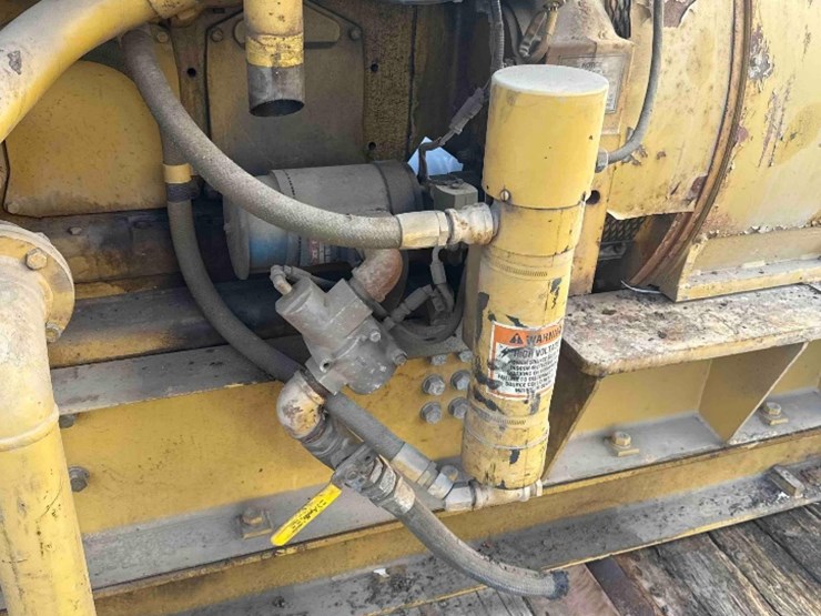 2001-caterpillar-3508-image-13