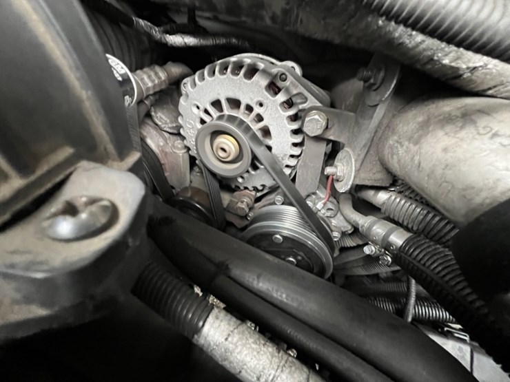 2016-chevrolet-express-paratransit-bus-image-10