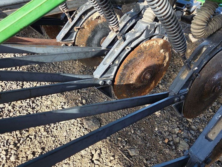 john-deere-450-image-12