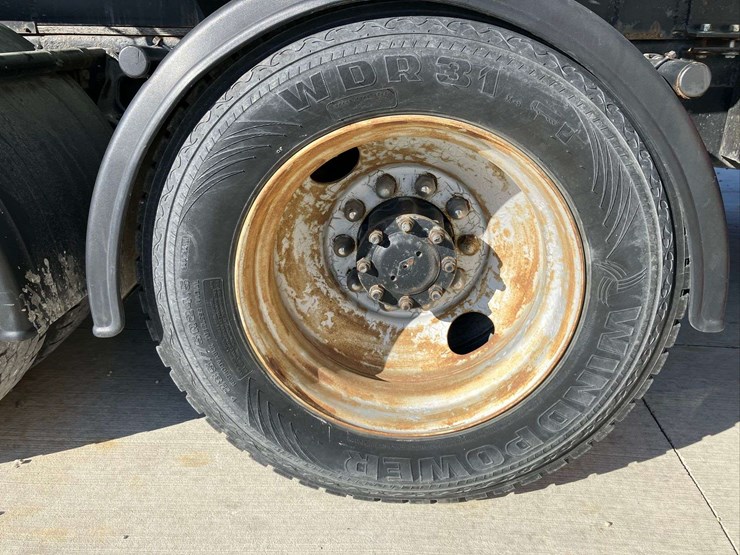 1994-international-9400-image-31