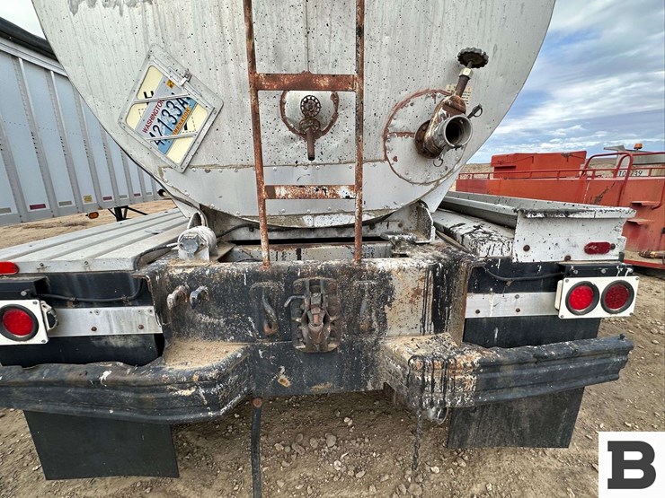1979-western-aluminum-insulated-tanker-trailer---kennewick,-wa-image-16