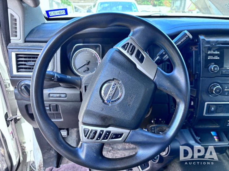 2018-nissan-titan-image-58