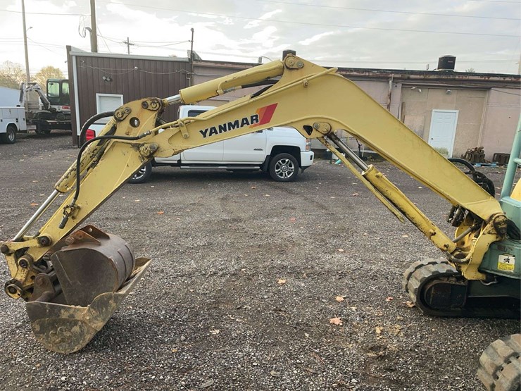 yanmar-vio35-image-22