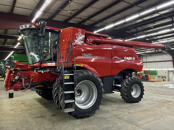 2020-case-ih-7250-image-1