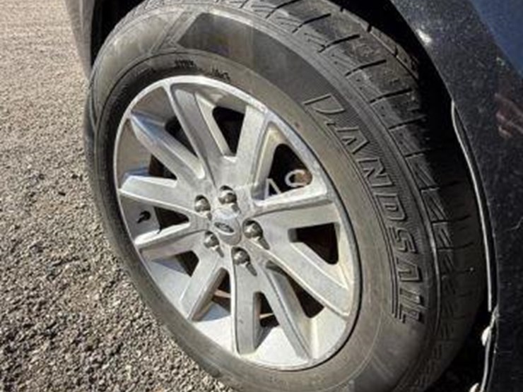 2010-ford-flex-image-13