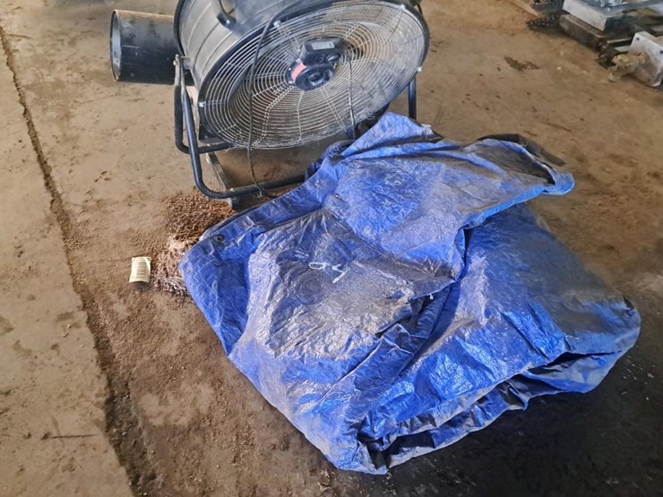 #304-•-heater,-fan-and-tarp-image-6
