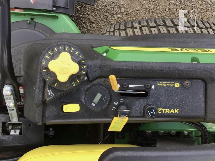 2016-john-deere-z915b-image-10