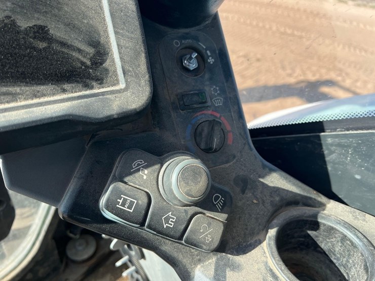 2024-bobcat-e60-image-39