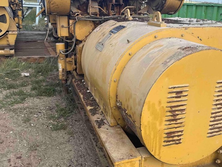 2001-caterpillar-3508-image-4