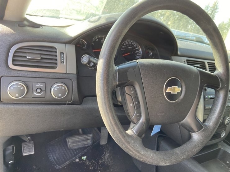 2009-chevrolet-tahoe-image-20