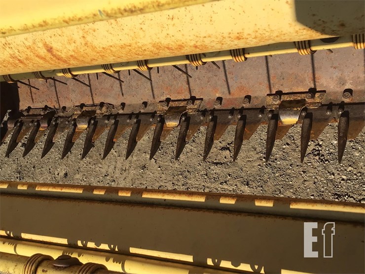 1979-new-holland-488-image-11