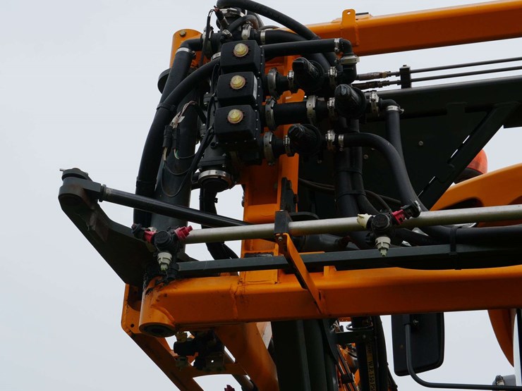 hagie-sts12-image-16