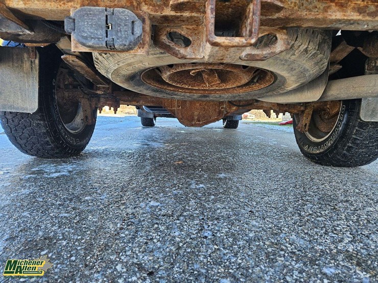 2011-ford-f150-image-8