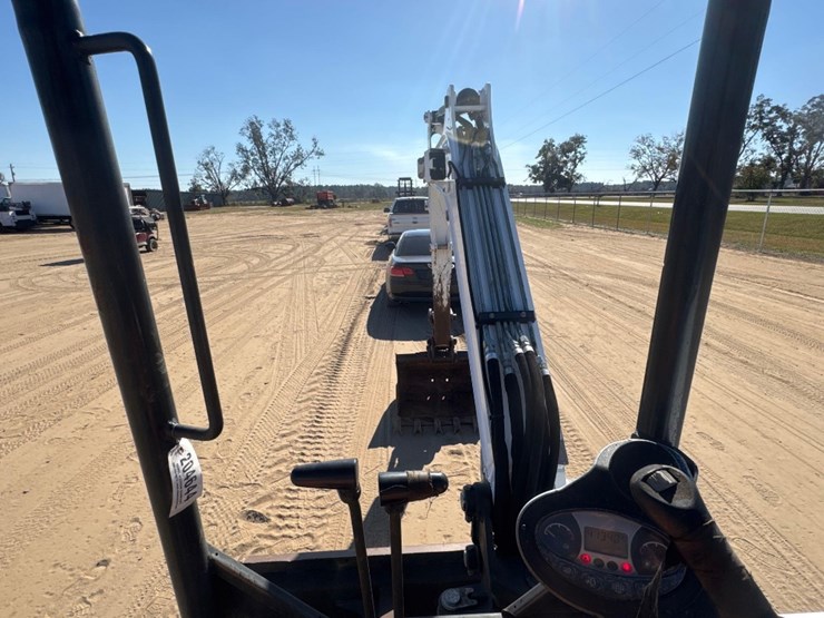 2018-bobcat-e50-image-24