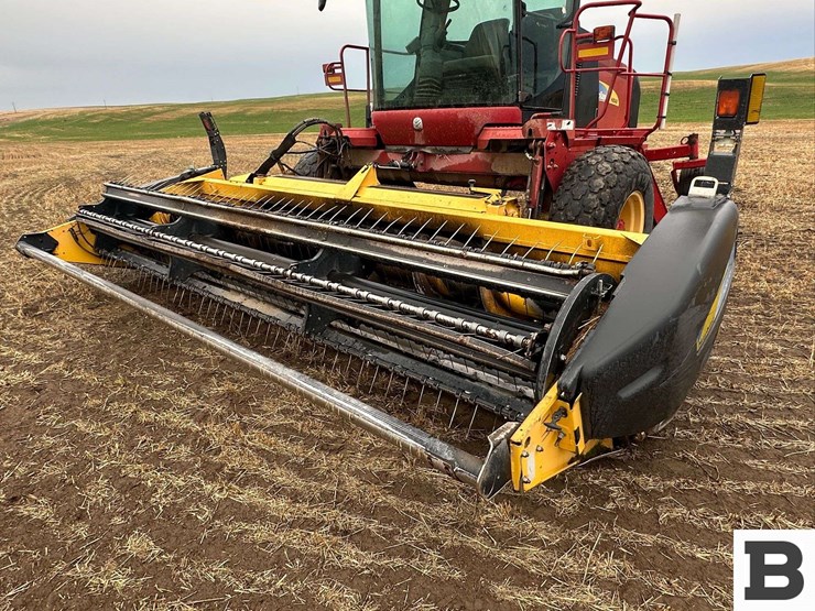 2009-new-holland-h8040-image-9