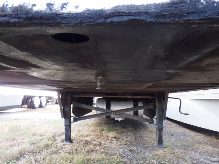 2017-utility-3000r-image-3