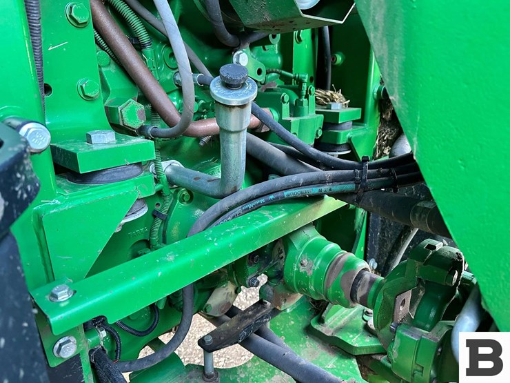 2014-john-deere-9460r-image-39