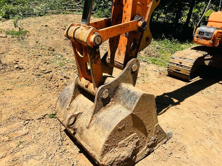 2010-doosan-dx180-lc-image-5