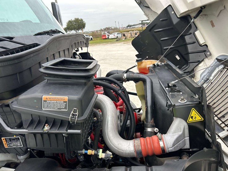 2021-international-mv607-image-9