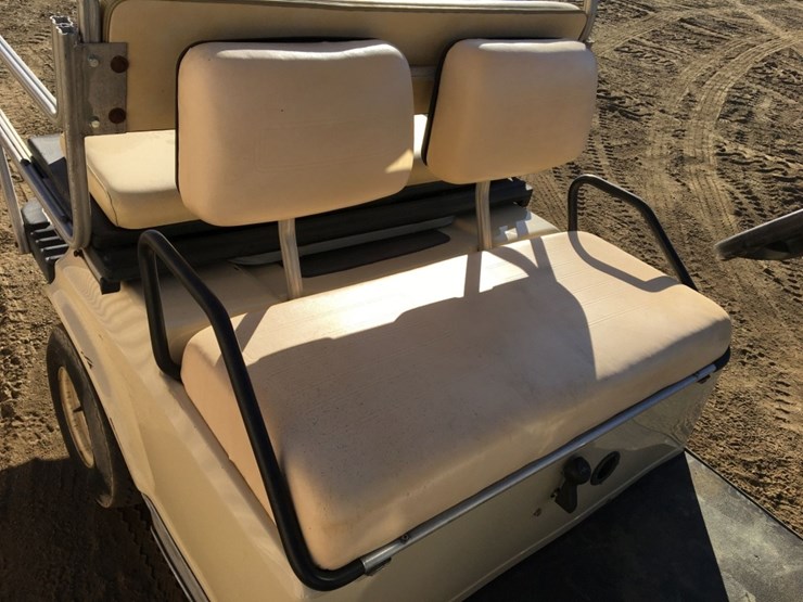 club-car-4-passenger-cart,-image-6