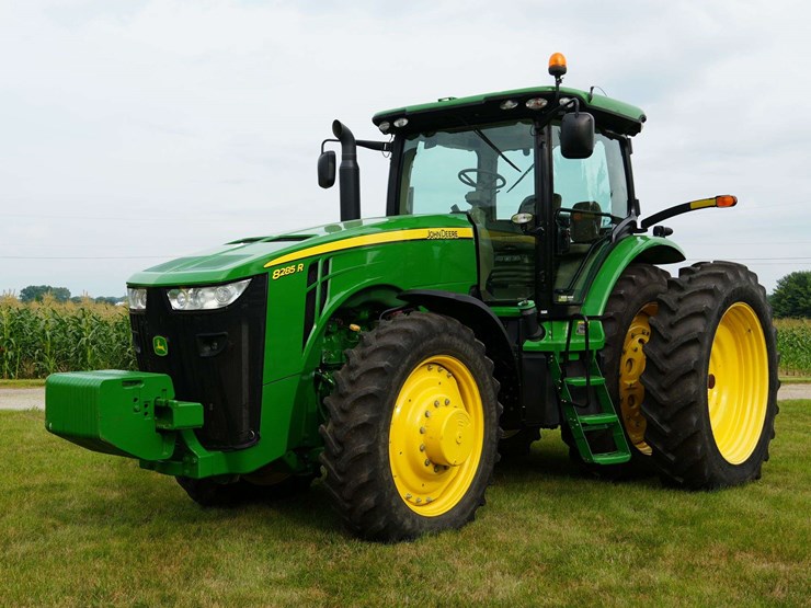 2011-john-deere-8285r-image-1