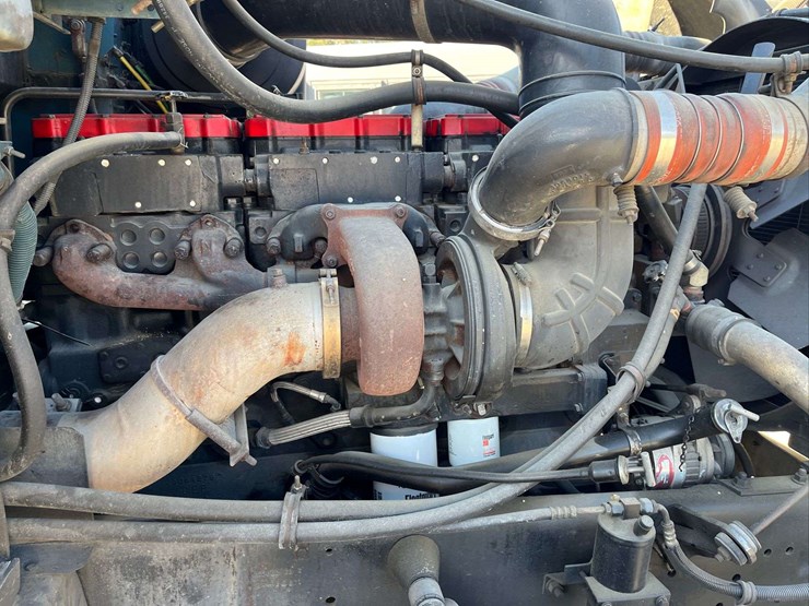 1995-international-f9370-image-18