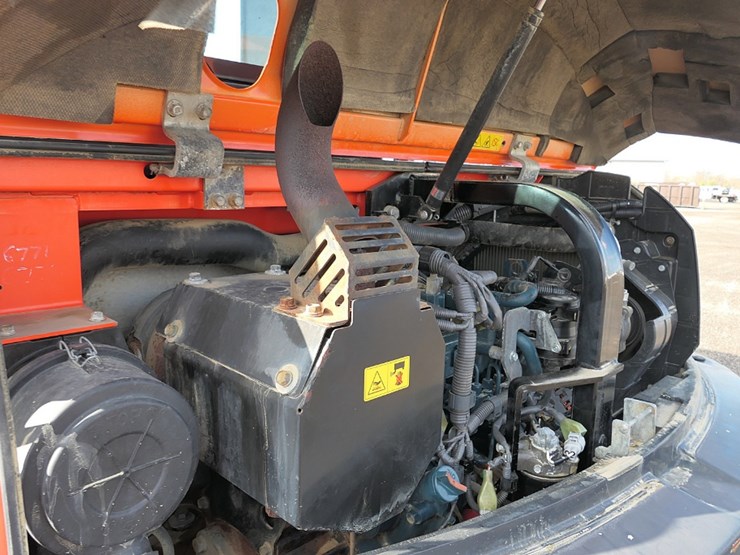 2017-kubota-kx080-image-30