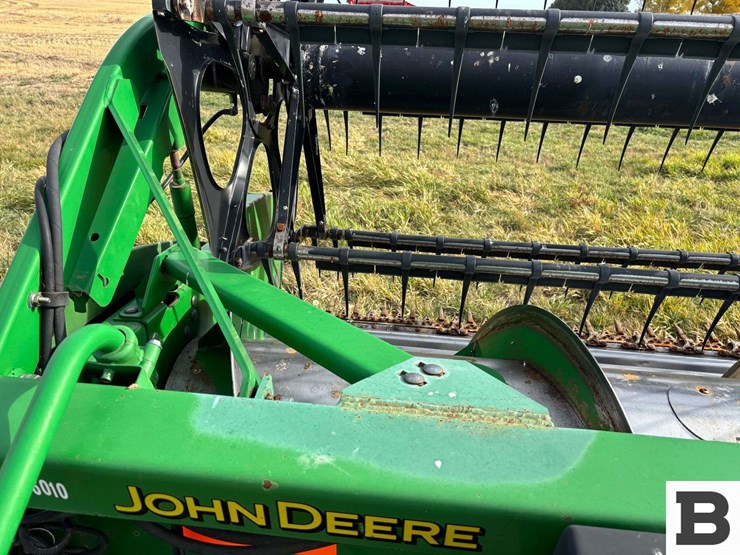 2005-john-deere-630r-image-10
