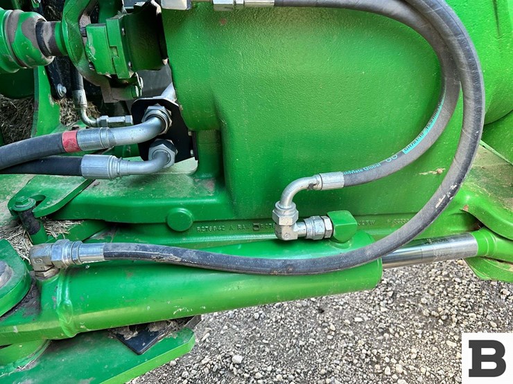 2014-john-deere-9460r-image-41