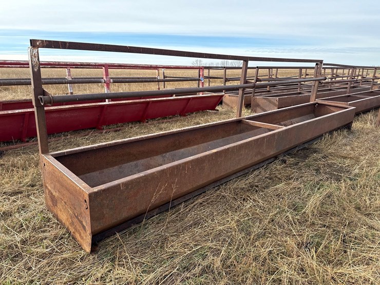 fenceline-feed-bunk-image-1