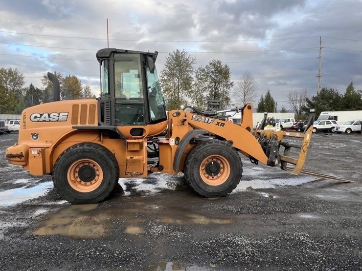 case-521f-xr-image-3