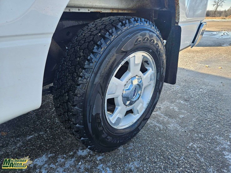 2013-ford-f150-image-14