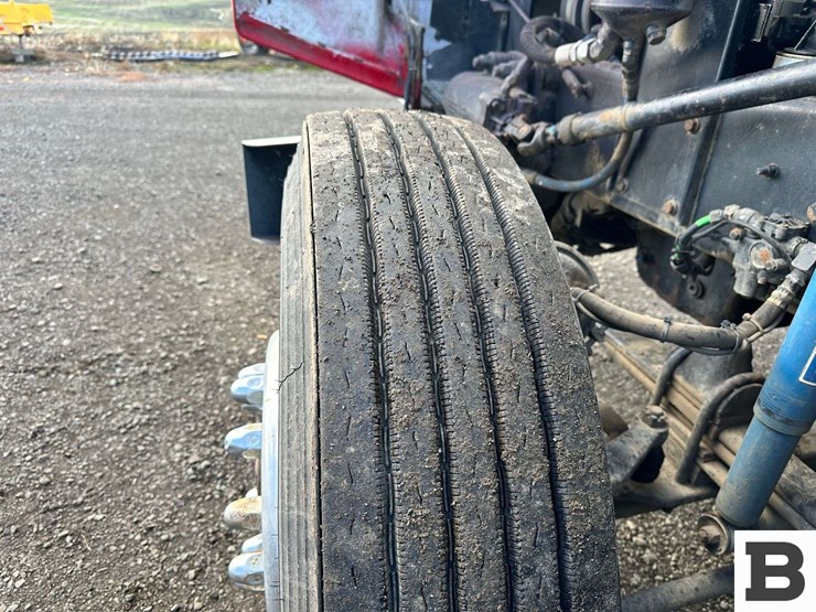 1999-kenworth-t800-image-31